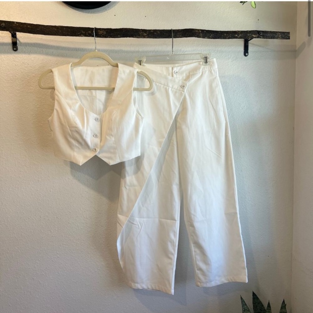 Two Piece Set White Cropped Button Vest High Rise Wide Leg Pants Size XS